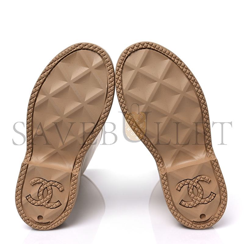 Ch*el caoutchouk cc high boots beige